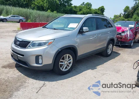 2015 Kia Sorento Lx V6 z USA, uszkodzony, nr VIN 5XYKT4A77FG640986